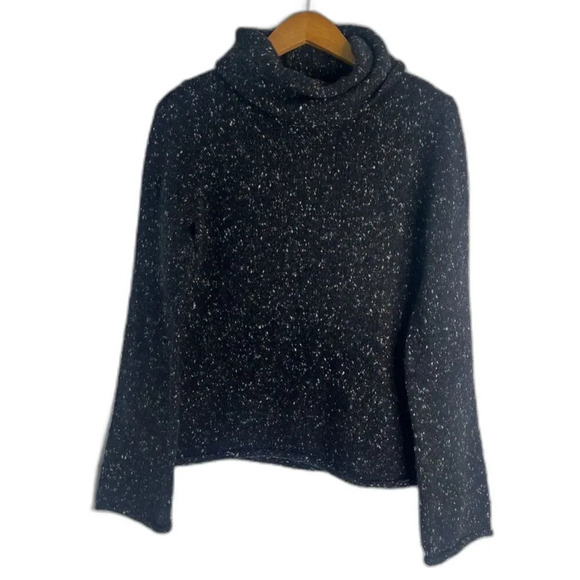 Express Black & White Marled Wool Blend Long Sleeve Turtleneck Sweater Size MD - Picture 1 of 8